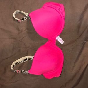 traded !! // PINK bra